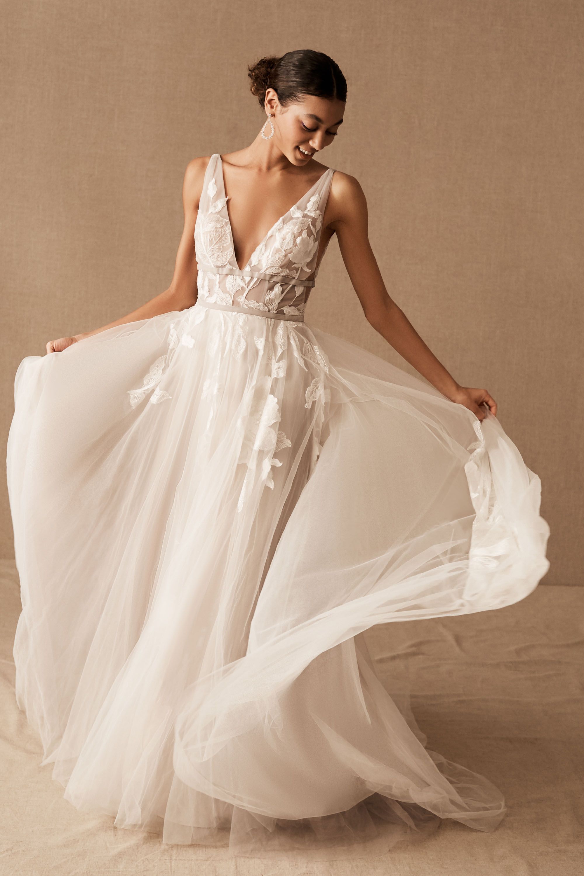 wedding dress for broad shoulders