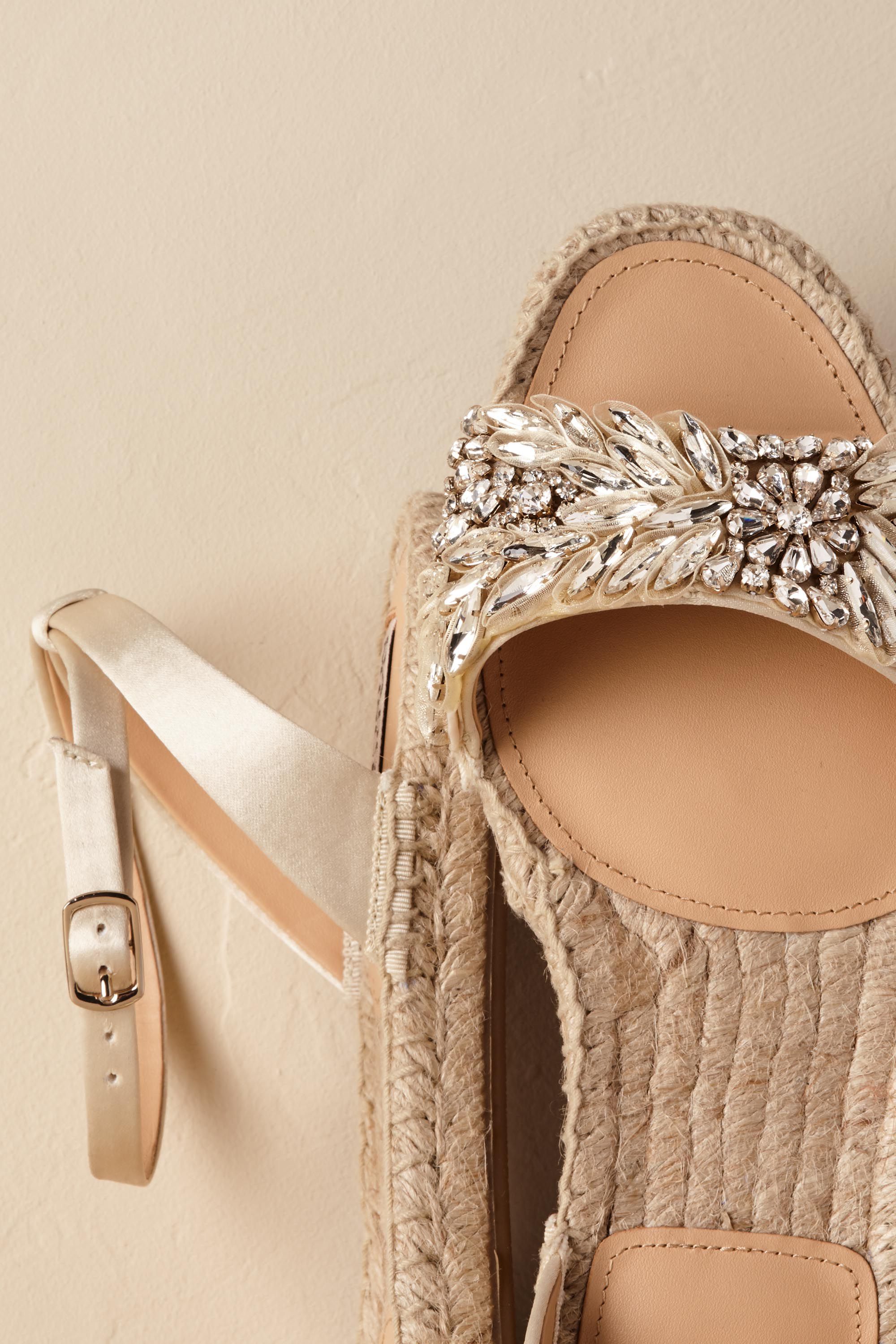 badgley mischka espadrille