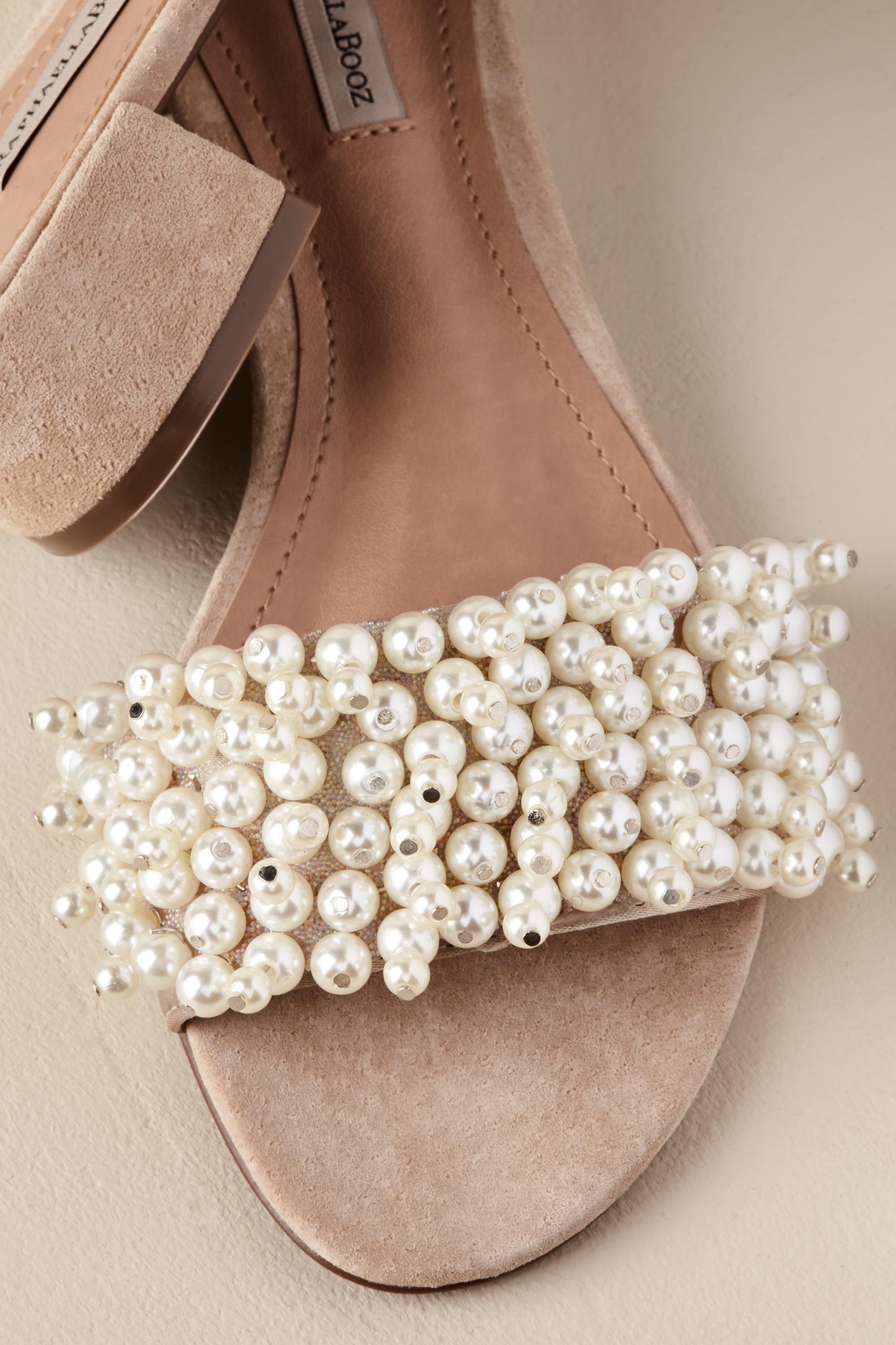 slip on raphaella booz