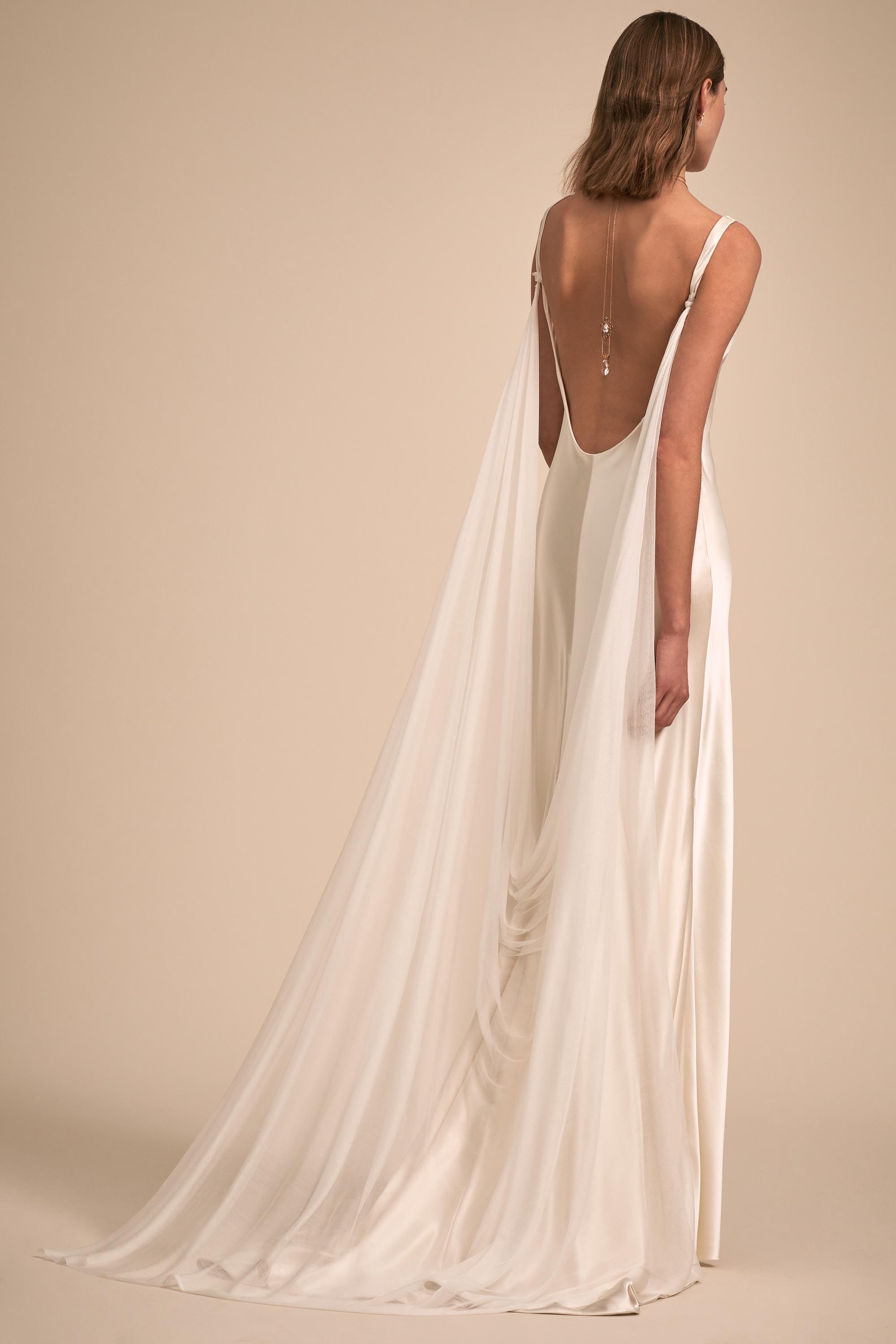 simple wedding dress accessoriesphoto