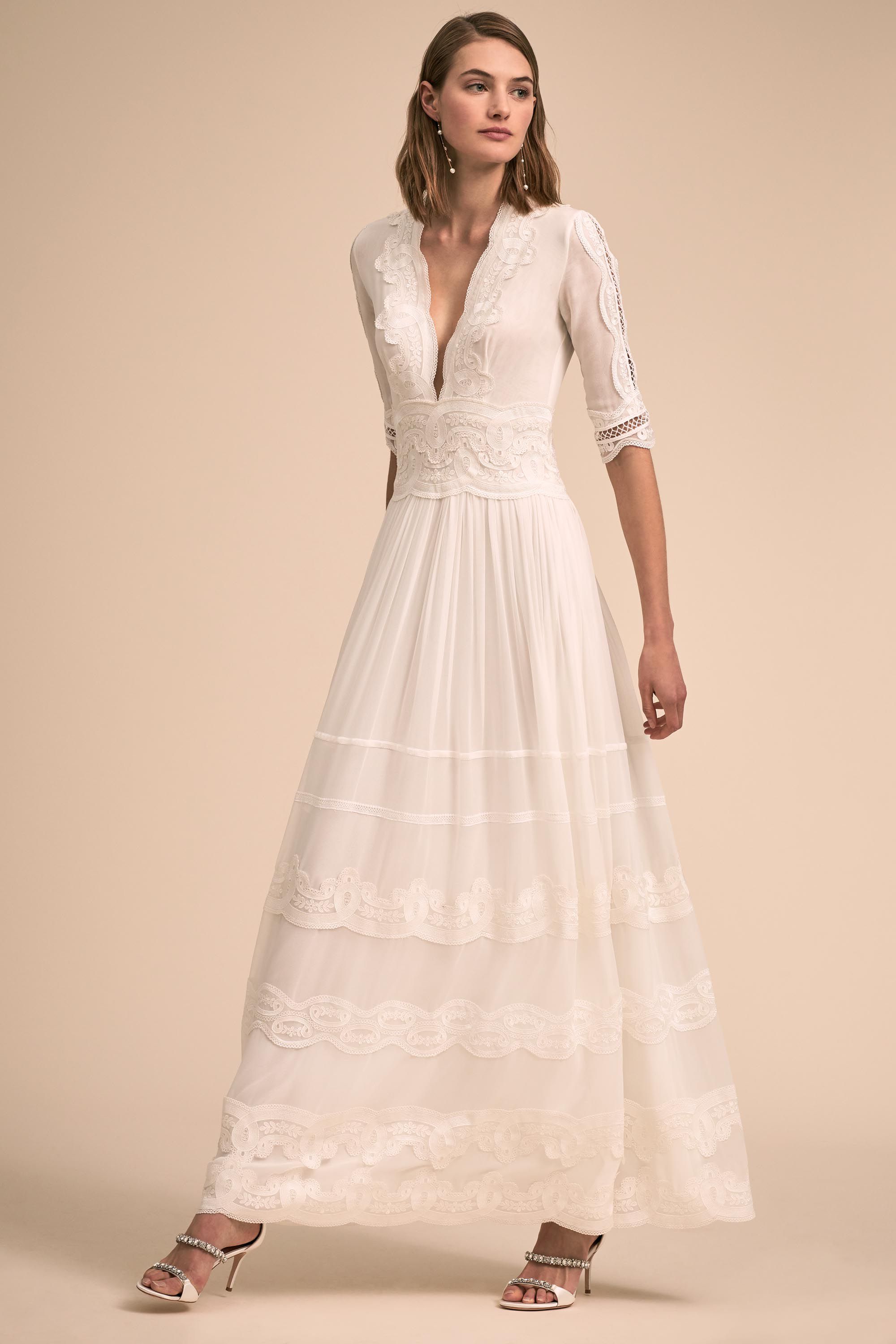 1940s style wedding dress