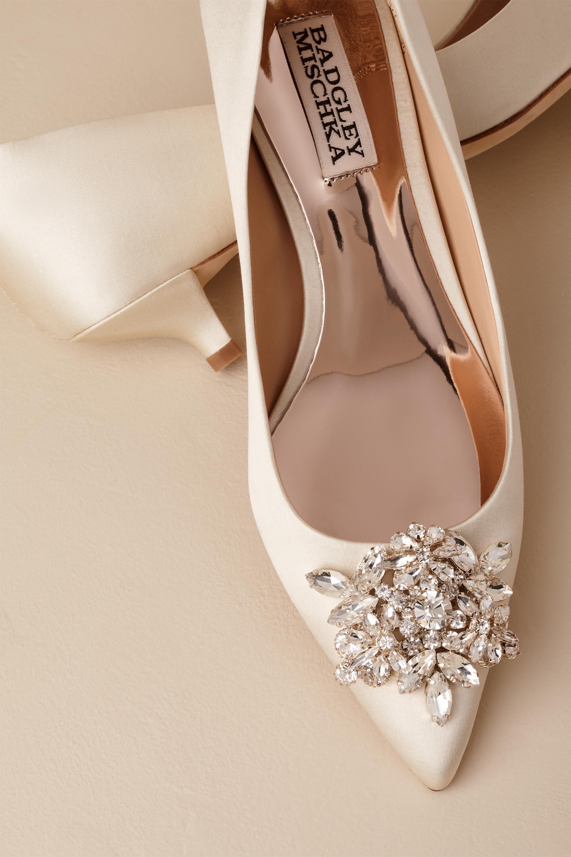 badgley mischka vail heels