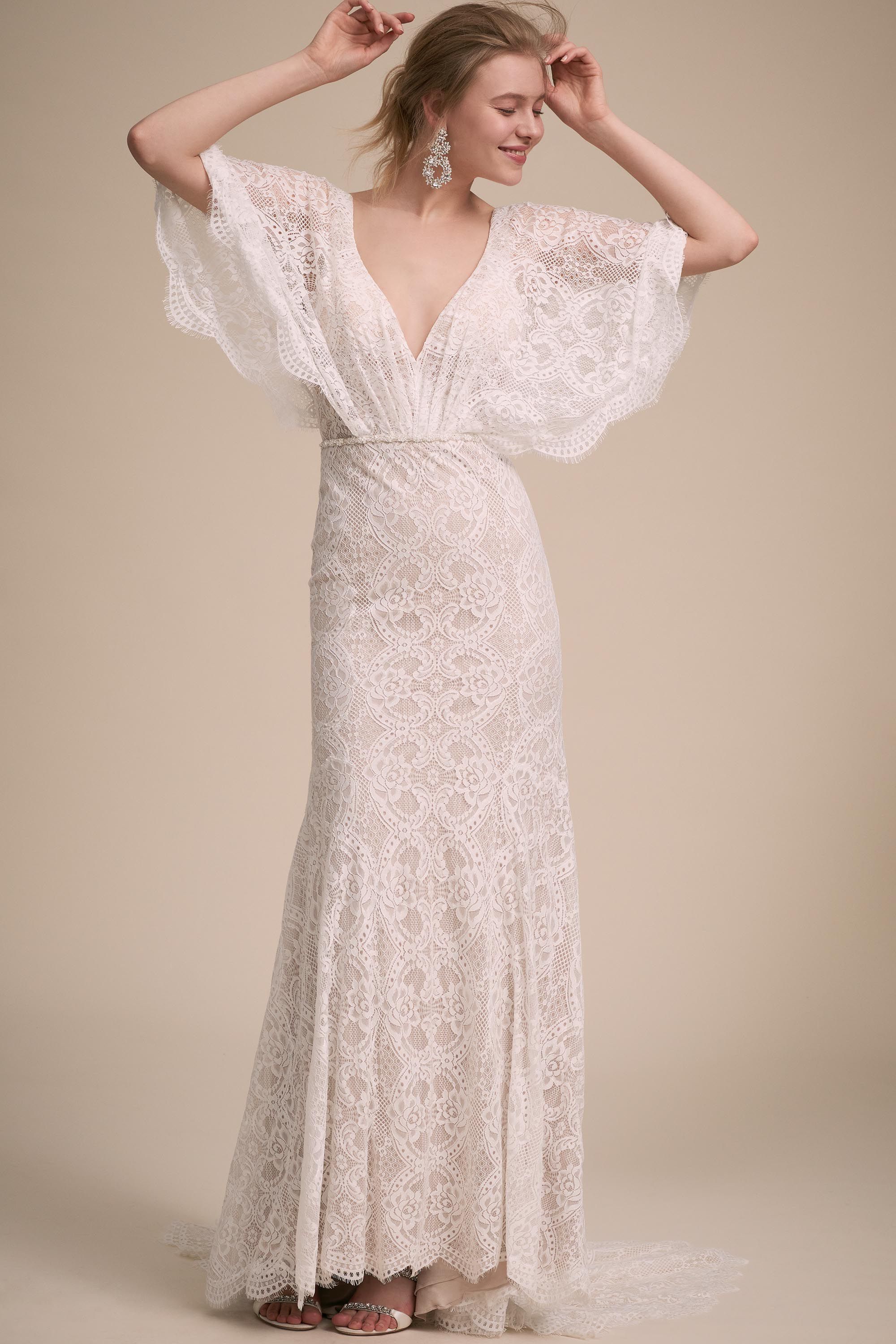 tres chic wedding dress
