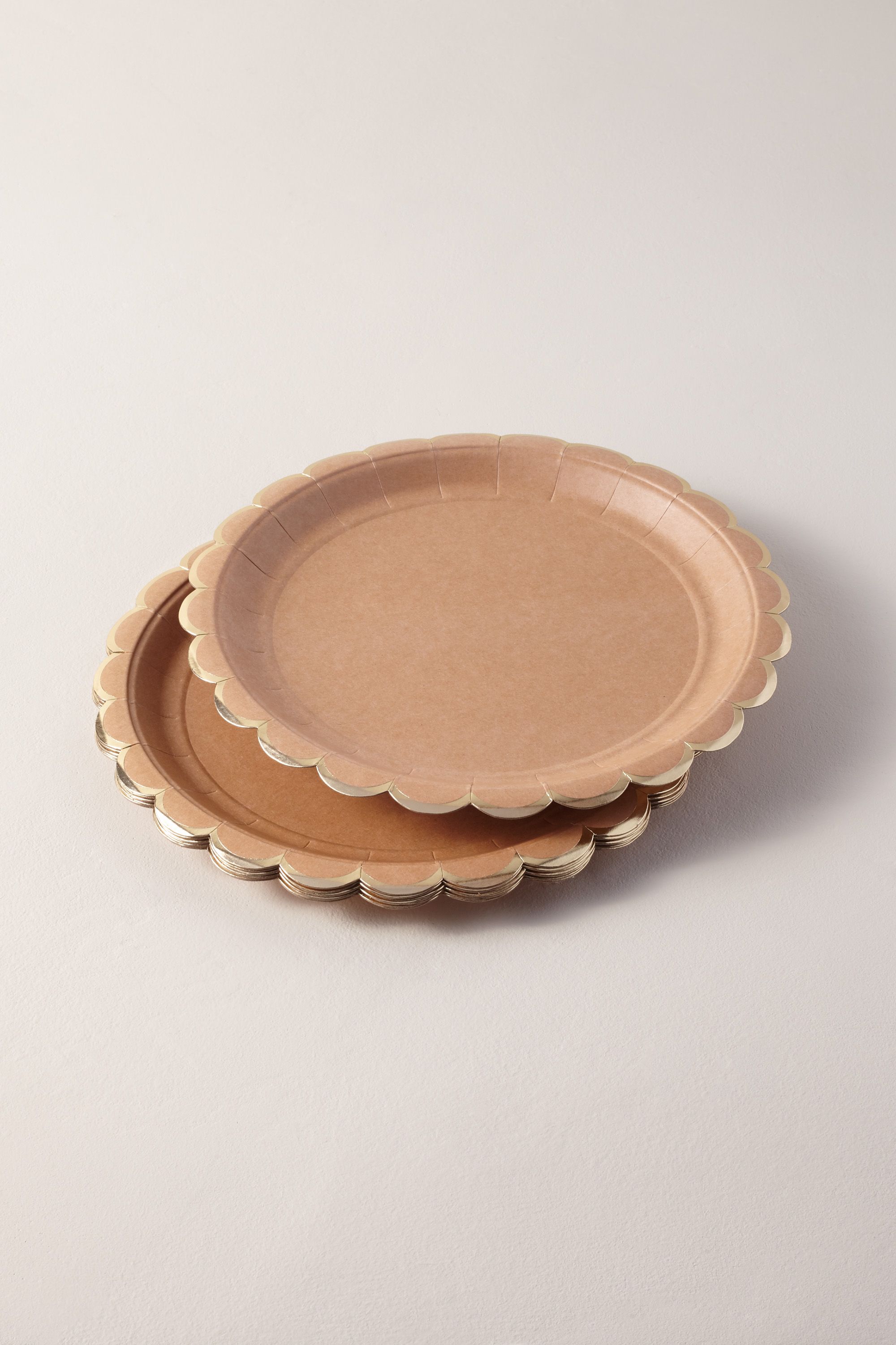 Natural Scalloped Paper Plates - BHLDN