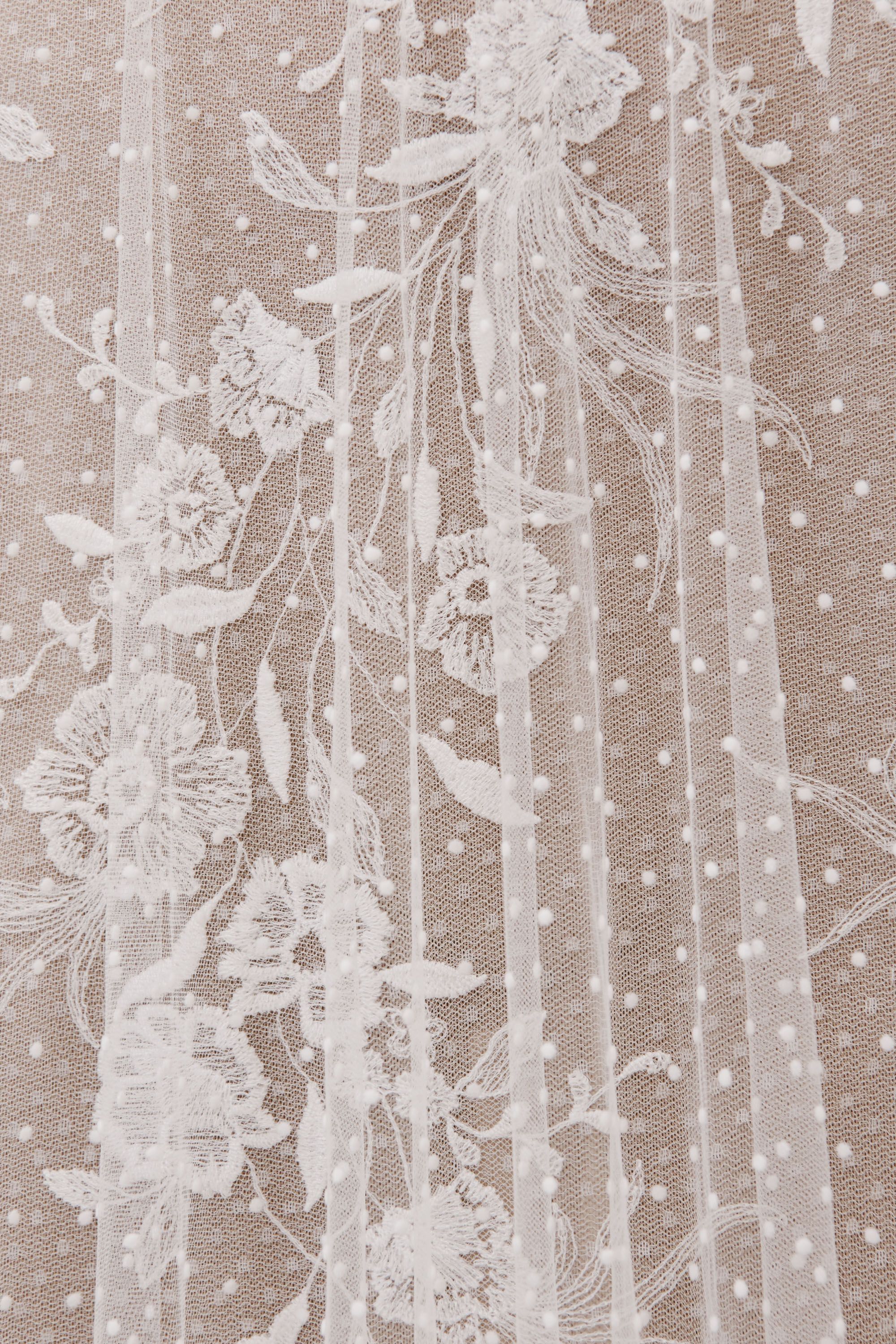 willowby by watters capricorn