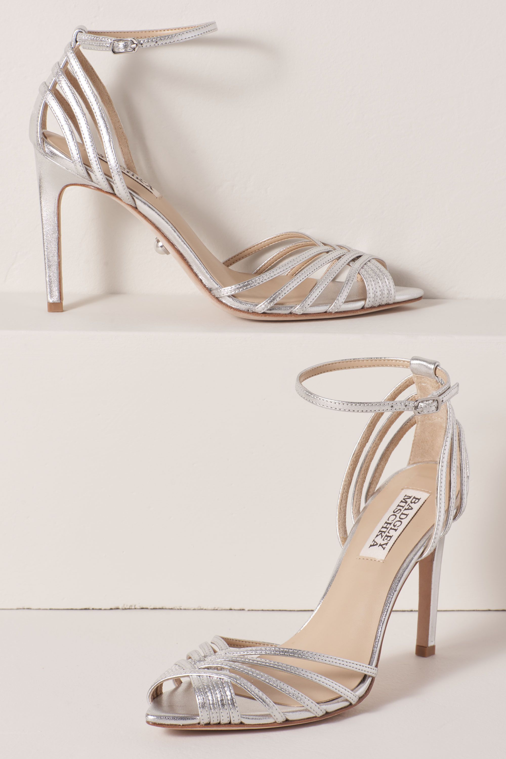 badgley mischka pearl sandals