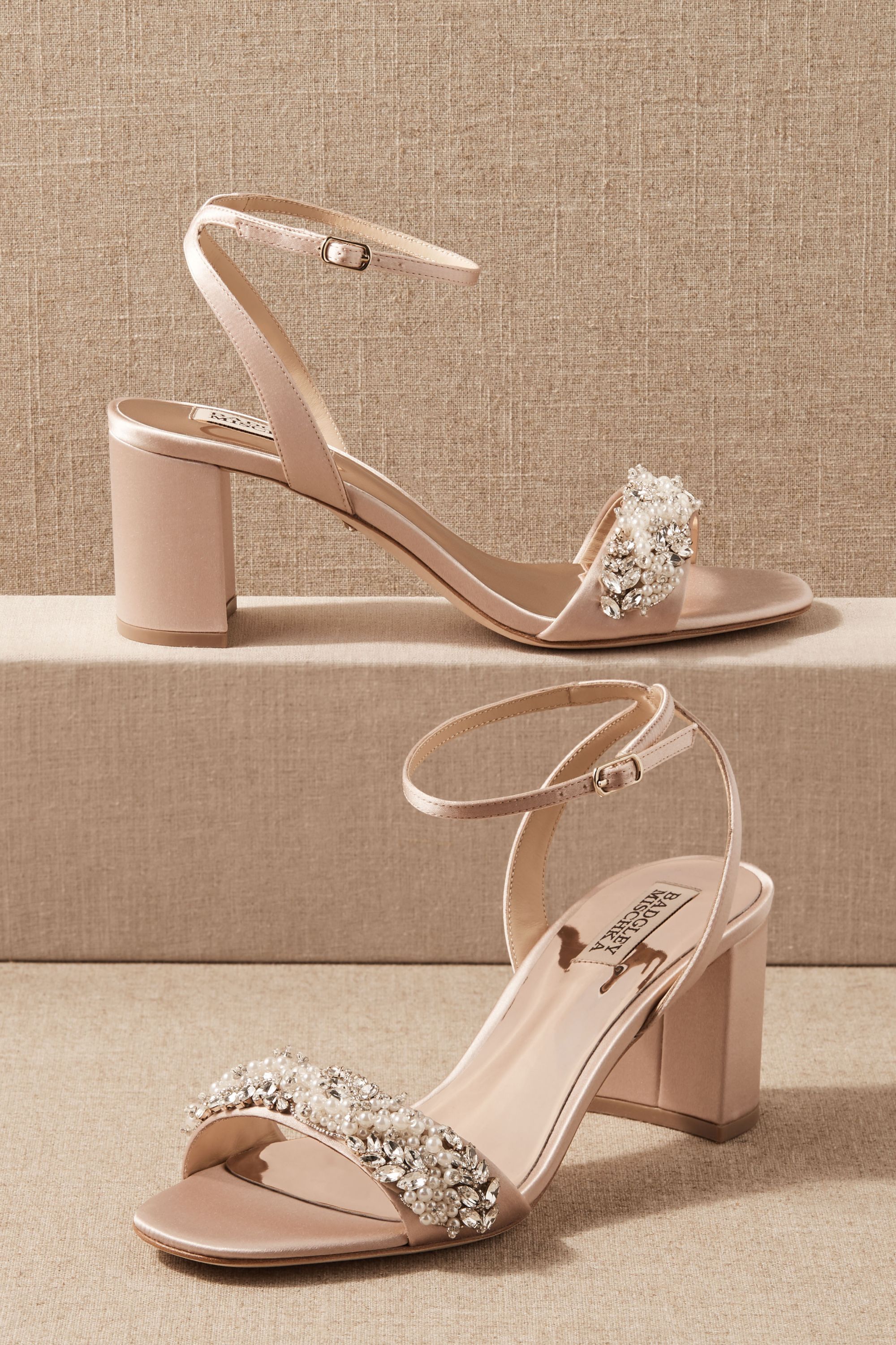 badgley mischka clara heels