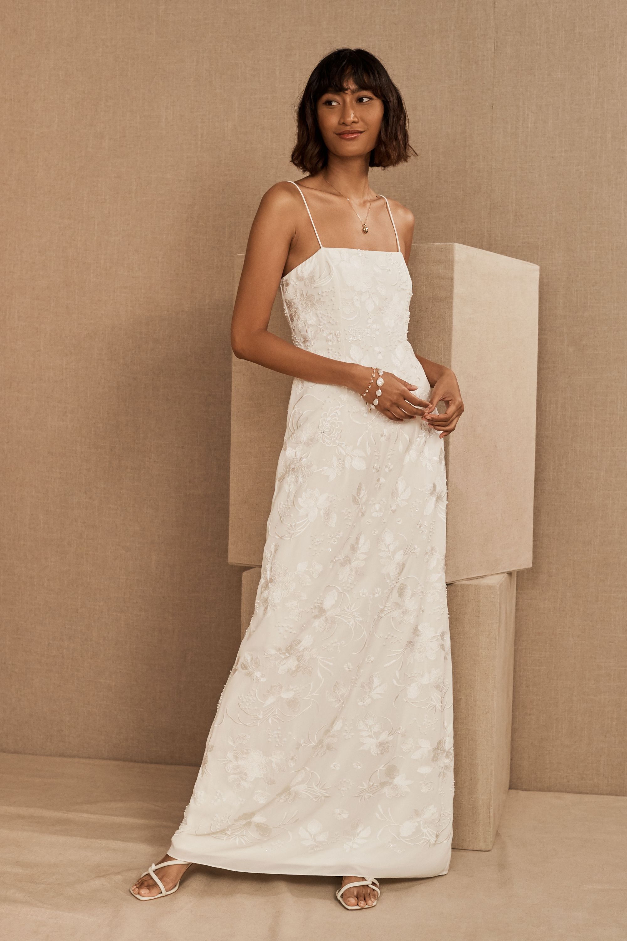 sheath wedding dress canada