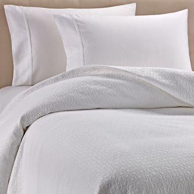 Barbara Barry Crystalize Matelassé Coverlet - Bed Bath ...