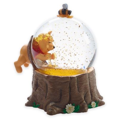 precious moments winnie the pooh snow globe