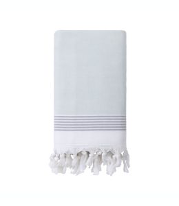 Toalla de medio baño de algodón orgánico Haven™ Flatweave color gris cielo