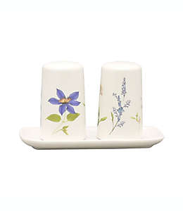 Set de salero y pimentero de cerámica Bee & Willow™ Charlotte con diseño floral, Set de 3