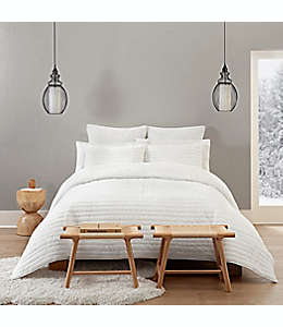 Set de colcha de poliéster matrimonial/queen UGG® Pine Ridge color blanco nieve, 3 piezas