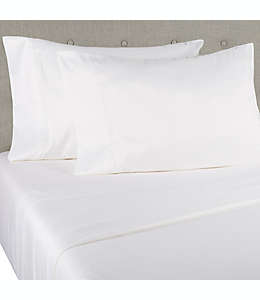 Set de sábanas individuales XL de poliéster Simply Essential™ Truly Soft™ color blanco