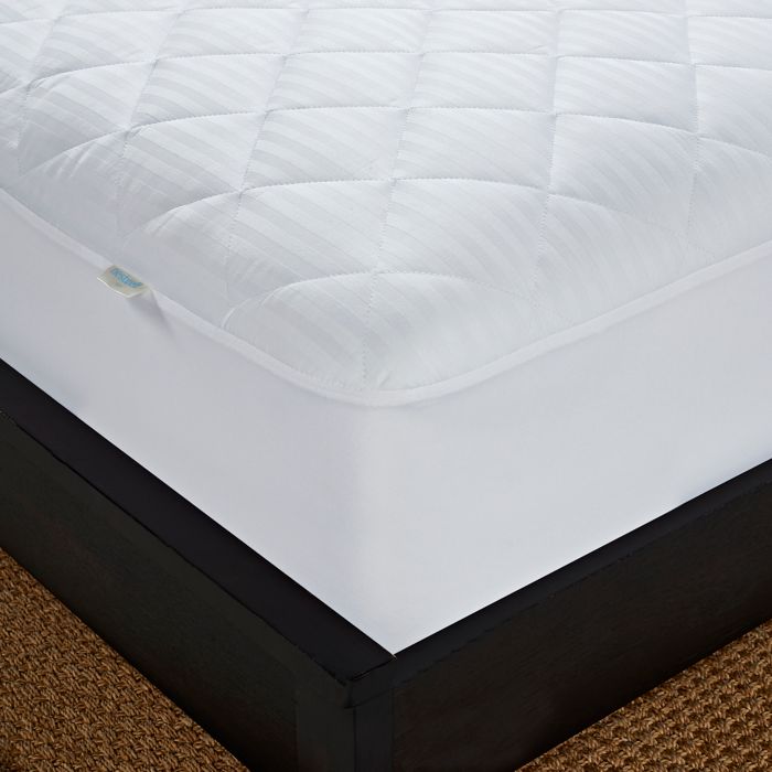Cubre colchón queen NestWell™ Cotton Comfort impermeable