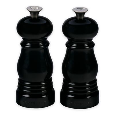 le creuset 2 piece salt and pepper mill se