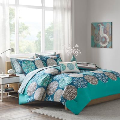 intelligent design benny comforter set whit