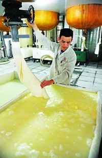 Serving the chemical, life science, and laboratory worlds