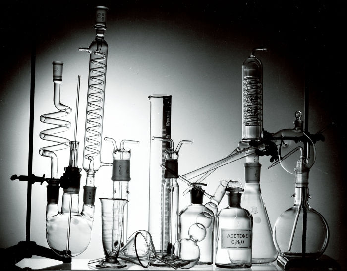 Why Is Borosilicate Glass Preferred for Lab Glassware? - USA Lab