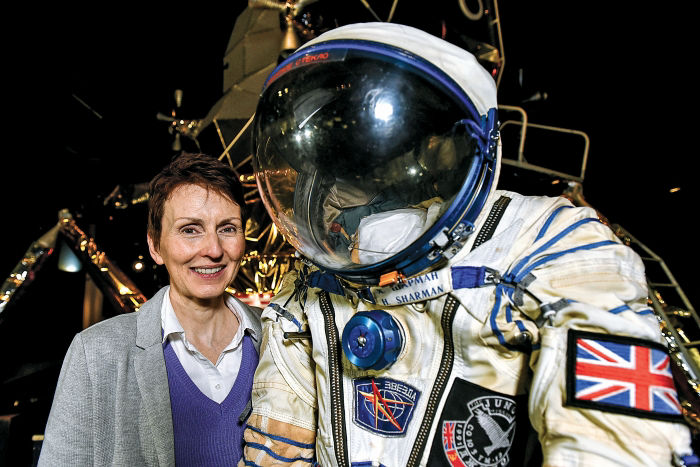 1 человек побывавший в космосе. Хелен Шарман космонавт. Хелен Шарман, Великобритания. Хелен Шарман космонавт фото.