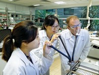 Serving the chemical, life science, and laboratory worlds