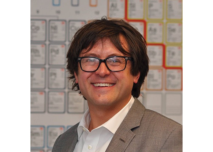 Los-Alamos-scientist-explores-outer