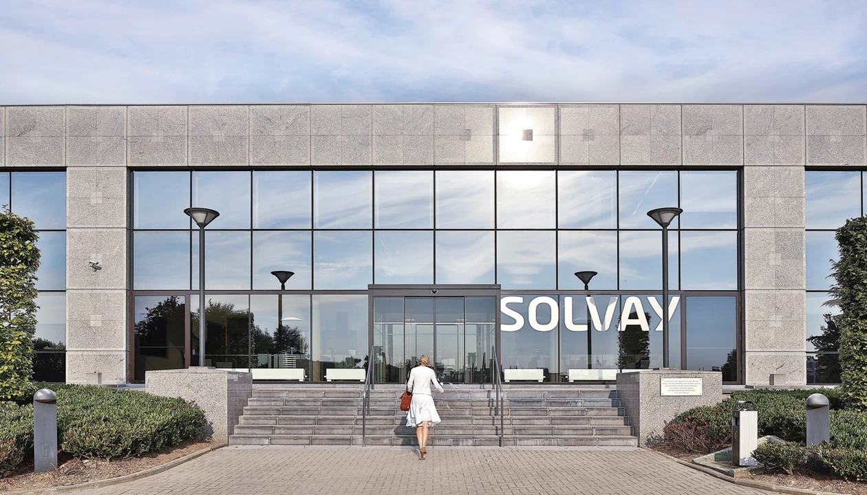 Solvay overhauls R&D in France and Belgium