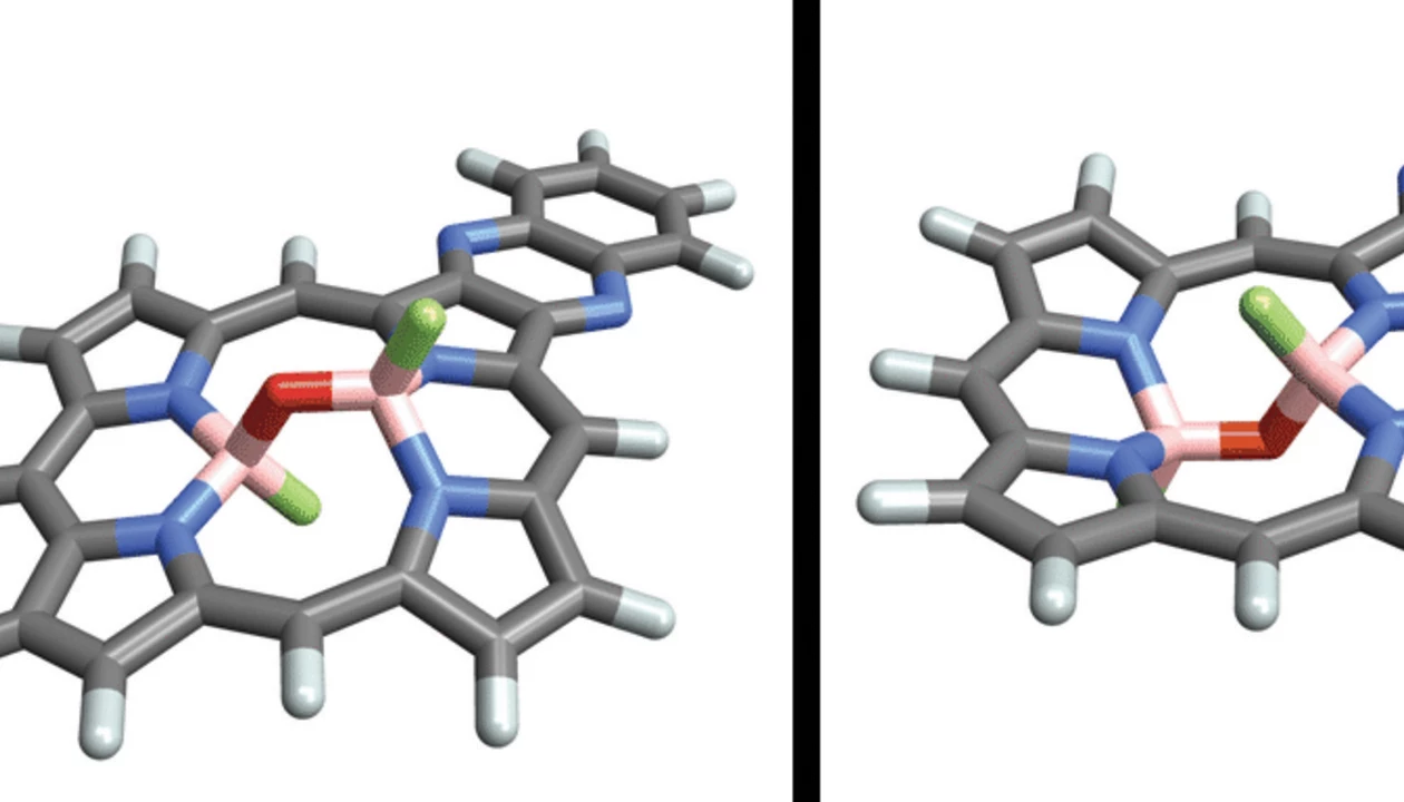 Boron makes quadruple bond with rhodium