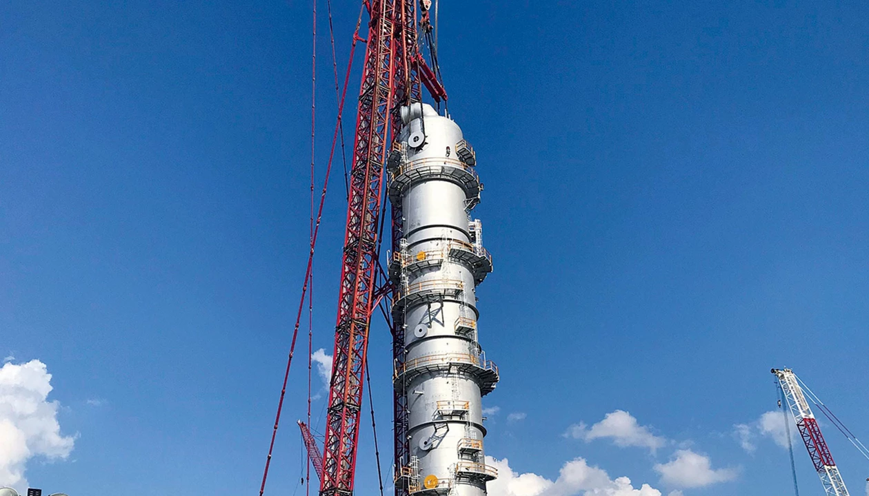 Tower rises at Shell’s Pennsylvania cracker