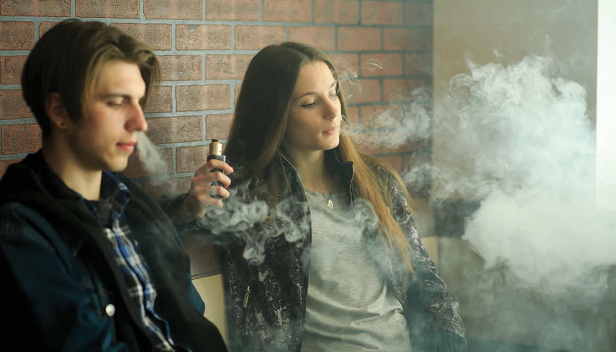 What Chemicals Can Vaping Cause Lung Cancer? What You Should Know Do Weed Vapes  Cause Popcorn Lung Problems