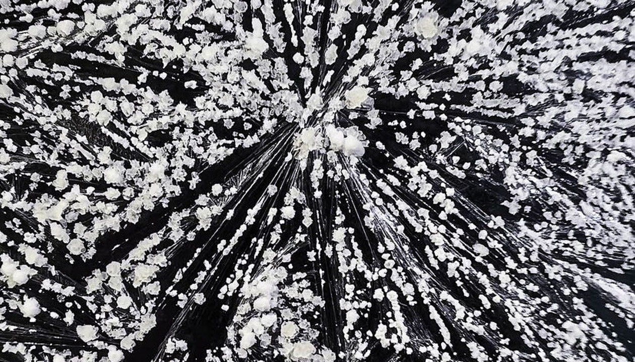 Chemistry in Pictures: Initiate crystallization!