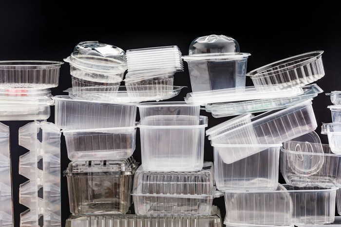 How to Store Premium Plastics in Clamshell Packaging 