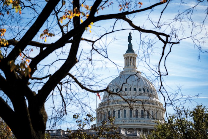A photo of the US Capitol.
