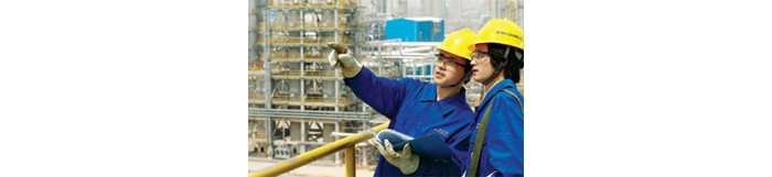 YEAR IN REVIEW 2005 visual data 8