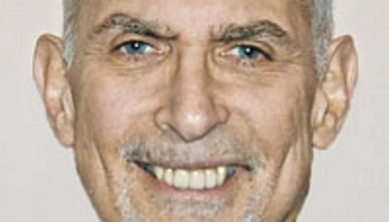 For Director-At-Large: Robert L. Lichter