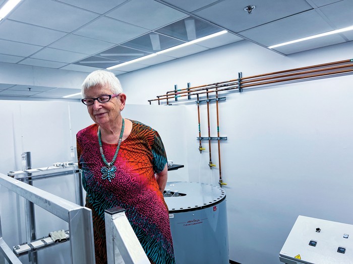 Alexandra Navrotsky seeks to uncover chemistry on other planets