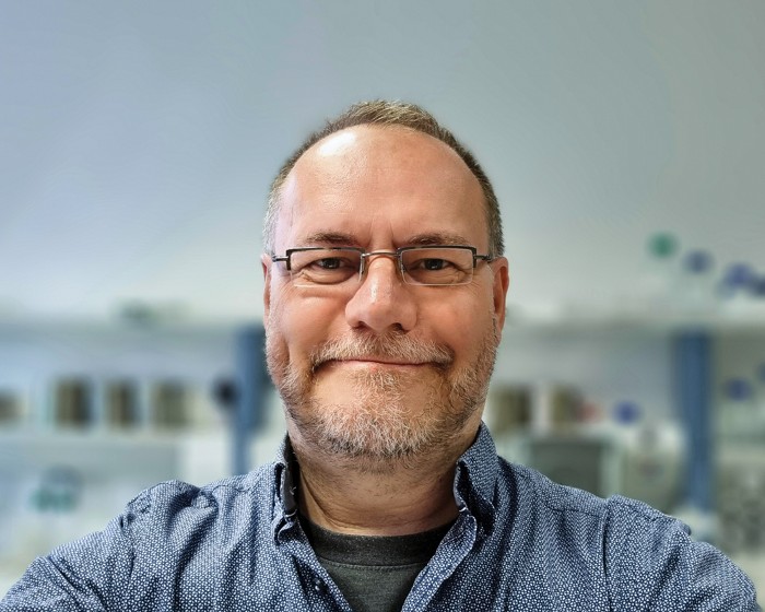 Matthias Rillig em seu laboratório na Universidade Livre de Berlim.