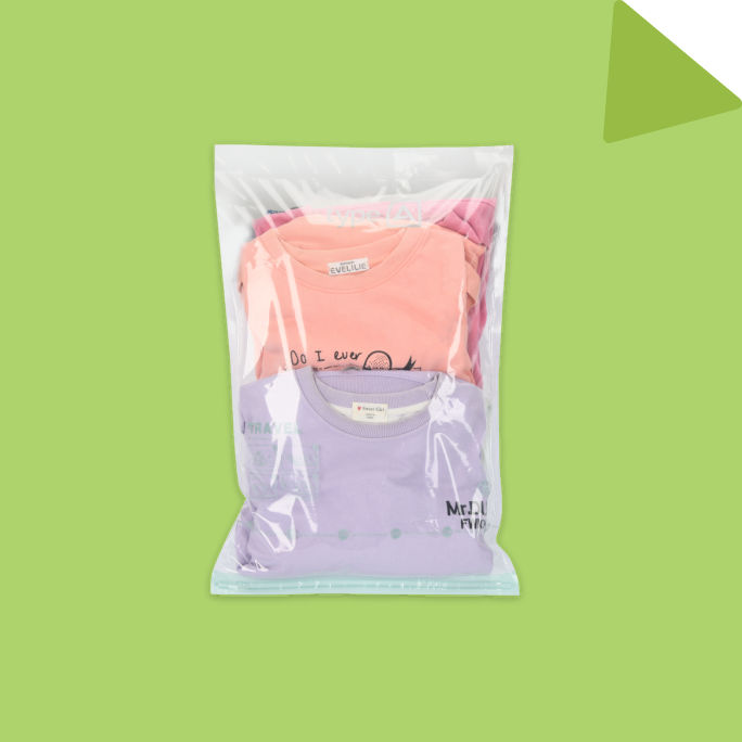 Magasinez les sacs de rangement sous vide. 