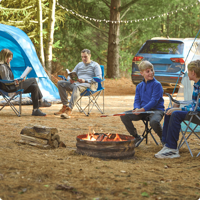 Magasinez des articles de camping.