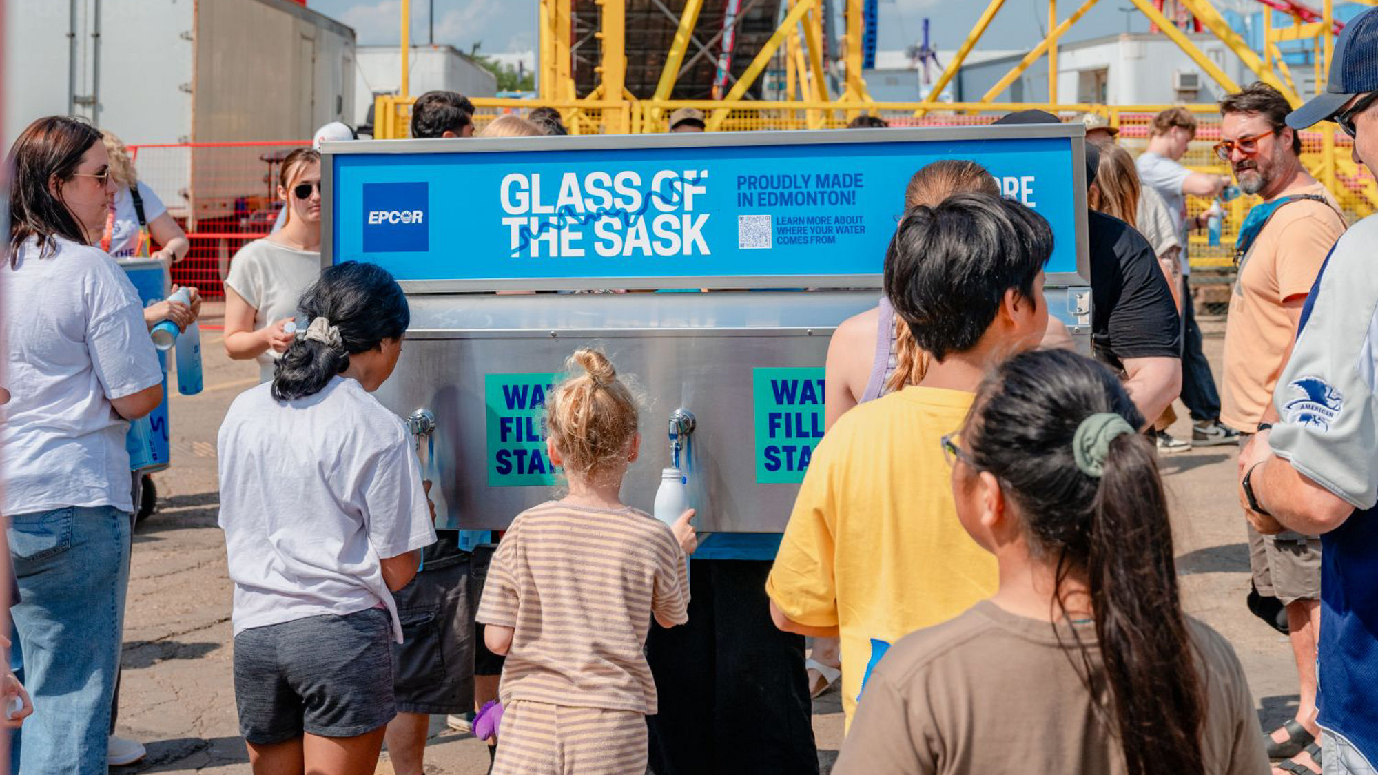 Glass of the Sask flask at festival
