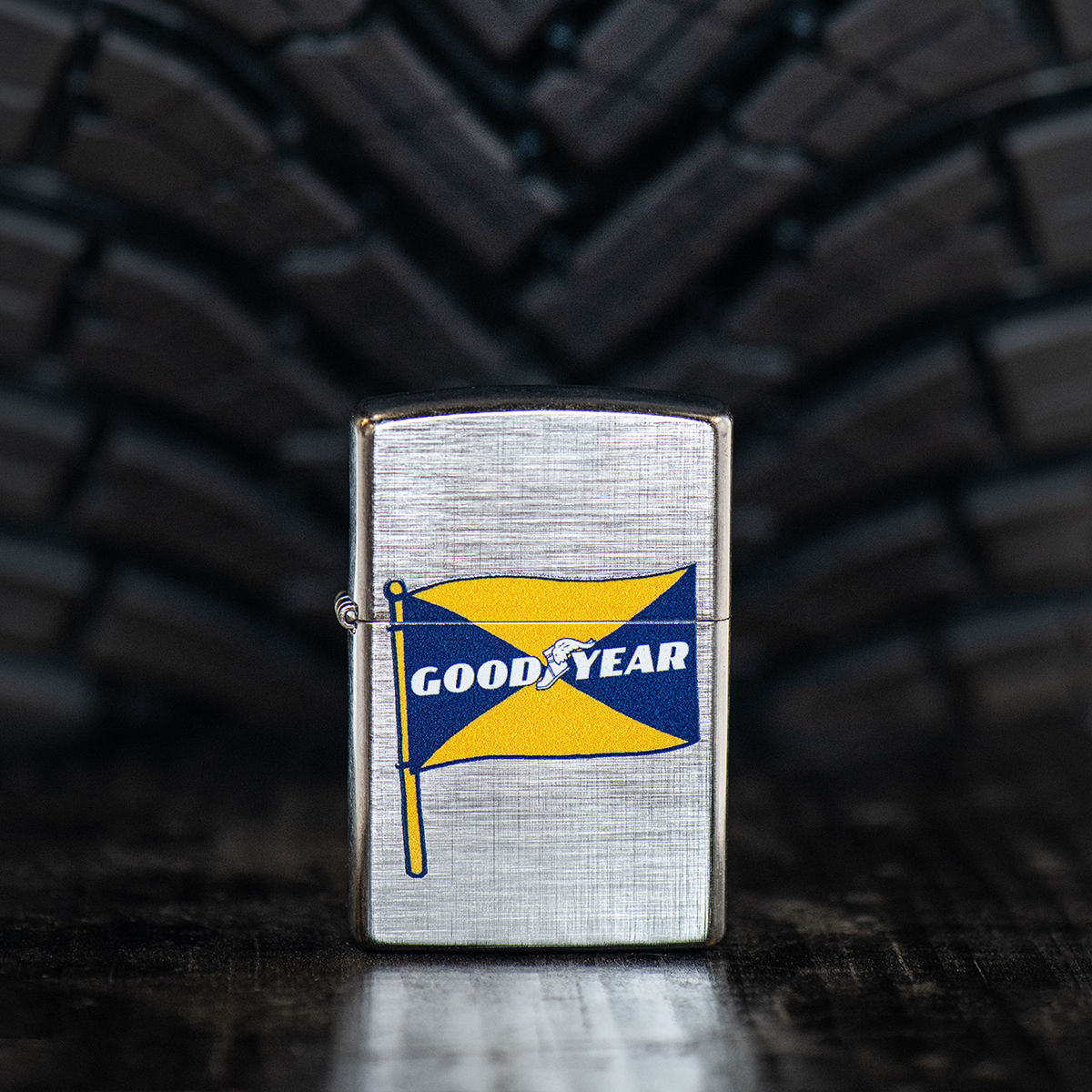Goodyear X Zippo Flagship Lighter Linen Weave,