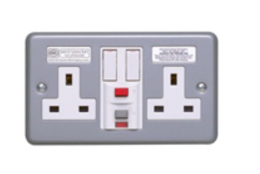 hbt-electrical-k6233alm-metalclad-plus-rcd-protected-switchsocket-outlet-primaryimage.jpg