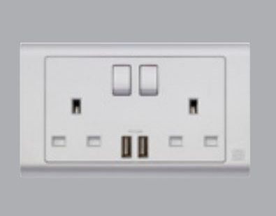 MK-ESSENTIALS Switchsocket Outlets