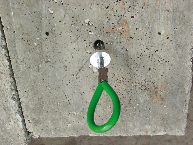 496 Grip App.jpg