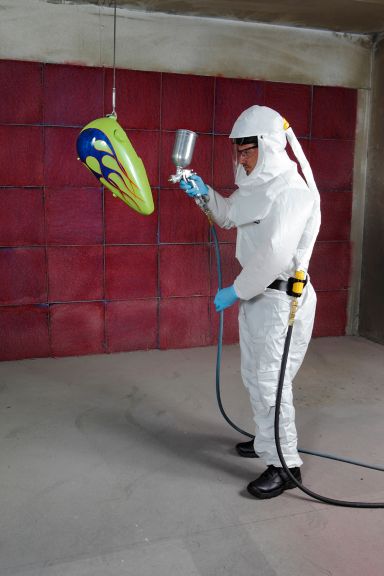 CF1000 with worker in spray booth
