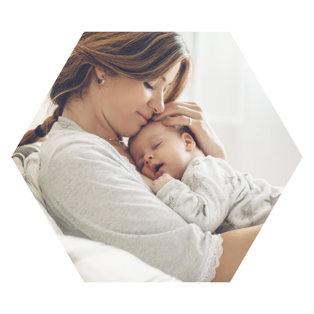 mom and baby icon hexagon - 1