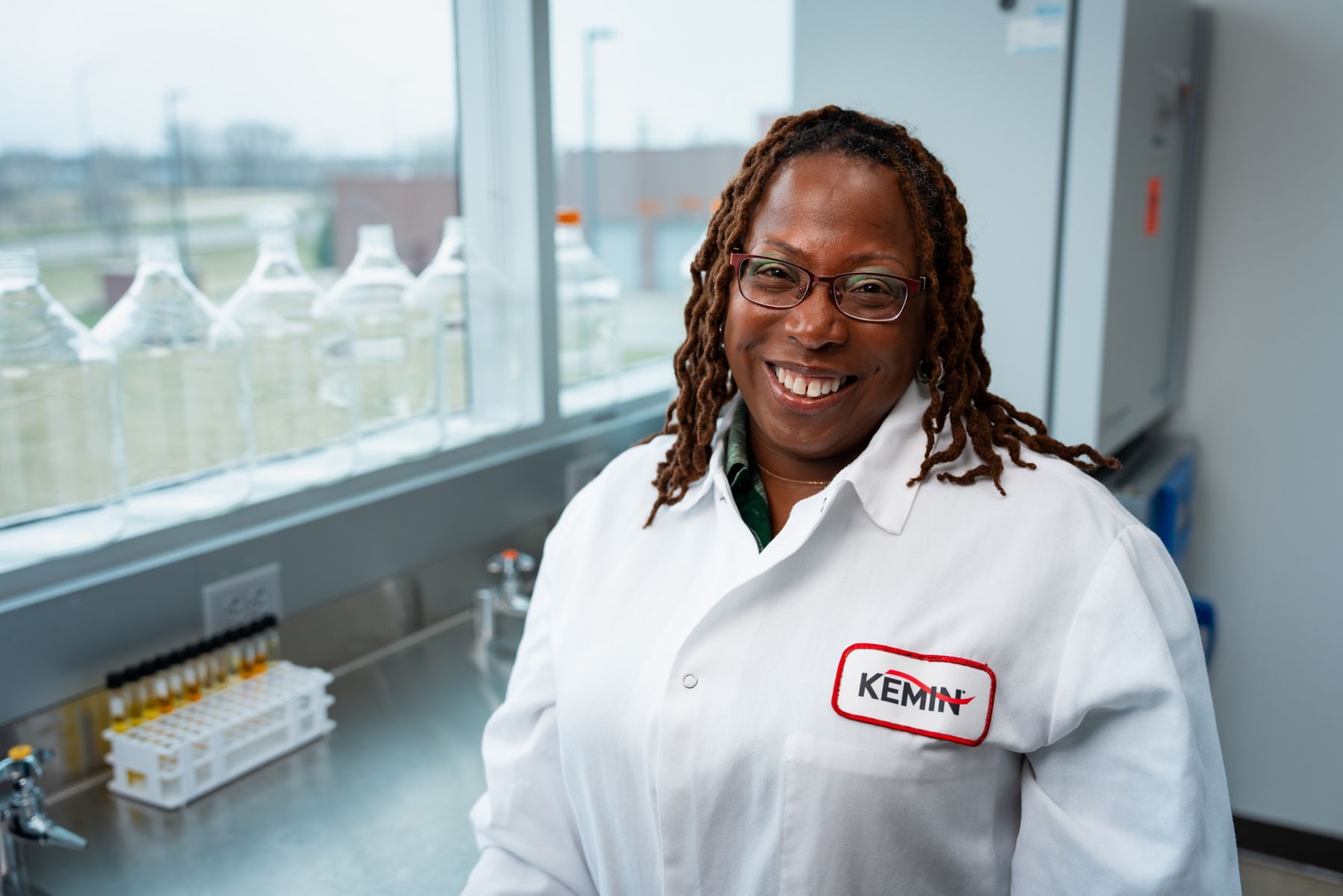 woman-in-lab-4