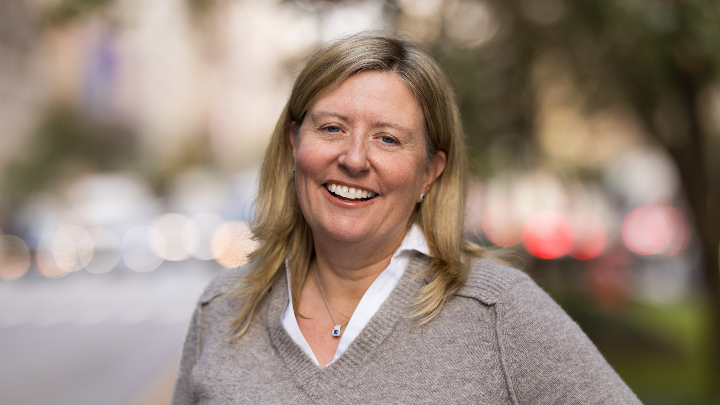Holly Oberman headshot