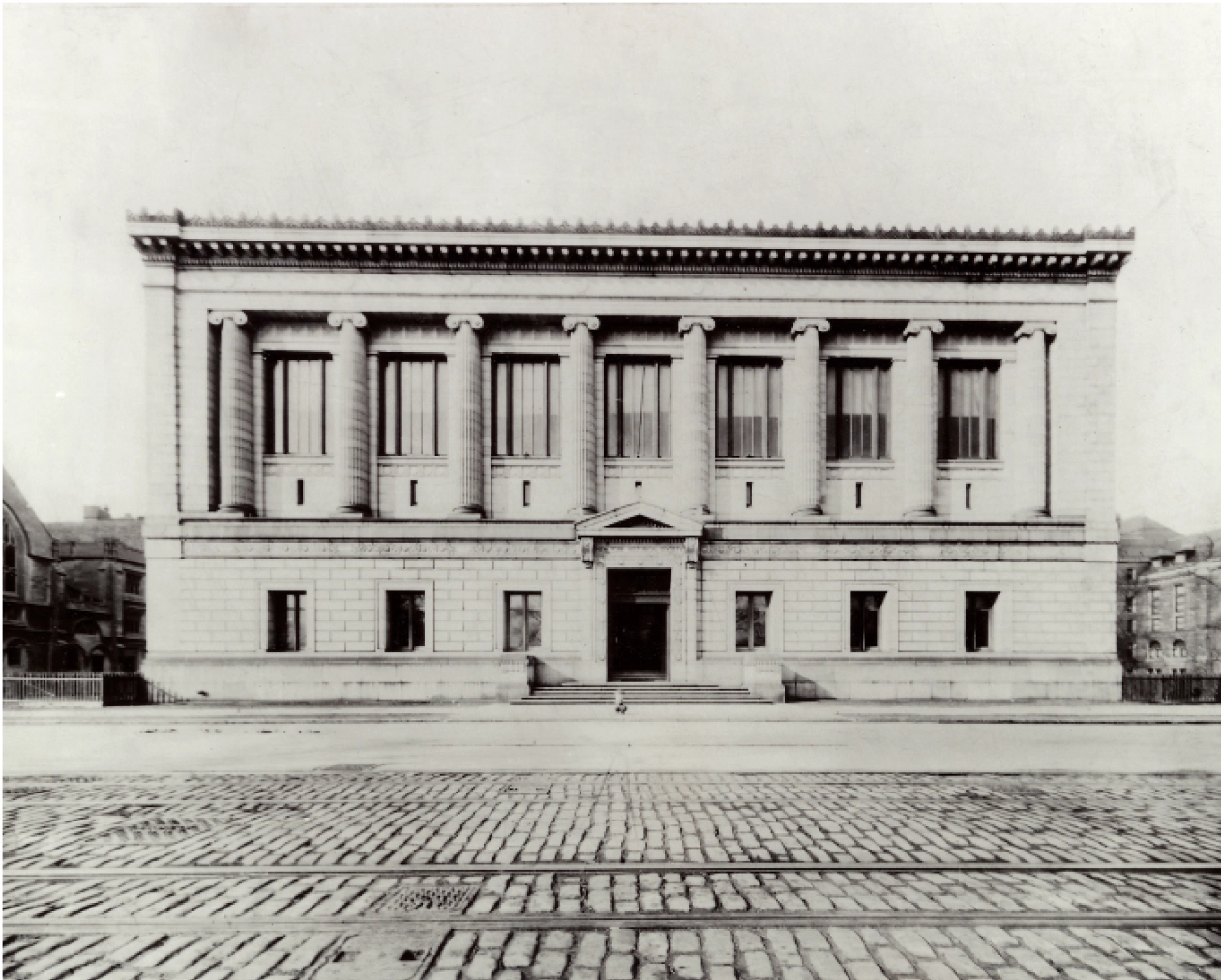 image of old new york historical society building