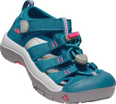 youth hiking boots clearance